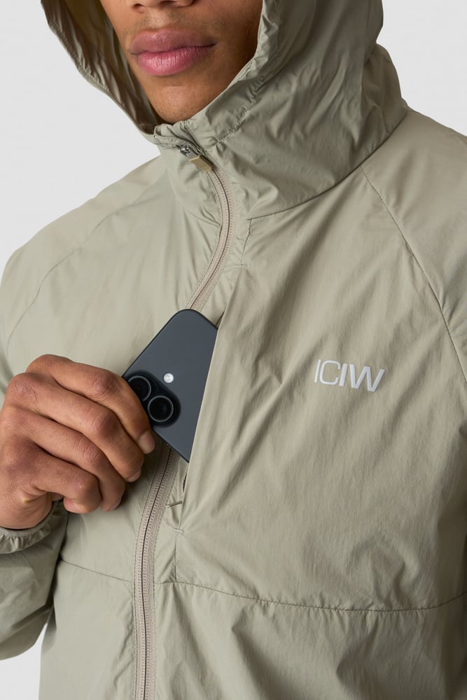 ICIW Essential Wind Jacket Light Khaki Green