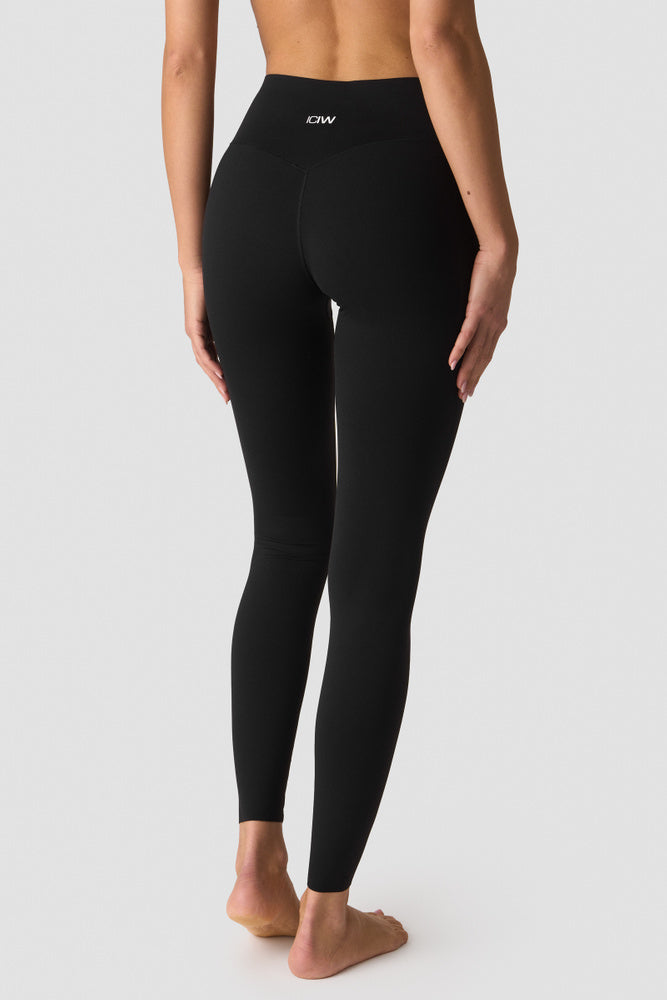 ICIW Nimble V-Shape No-Rise Tights Black