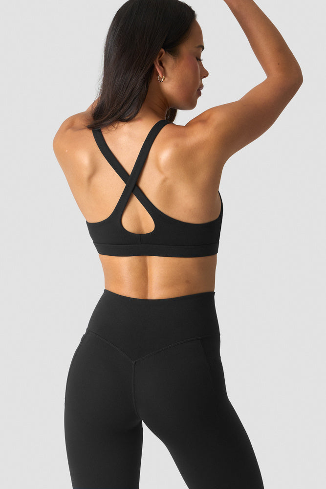 ICIW Luxe V-neck Sports Bra W Black