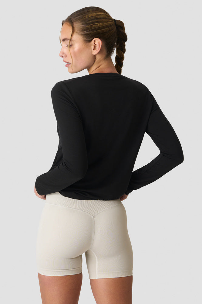 ICIW Define Loose Long Sleeve Black