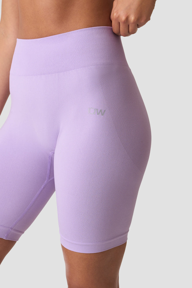 ICIW Smooth Seamless Biker Shorts Pastel Lilac