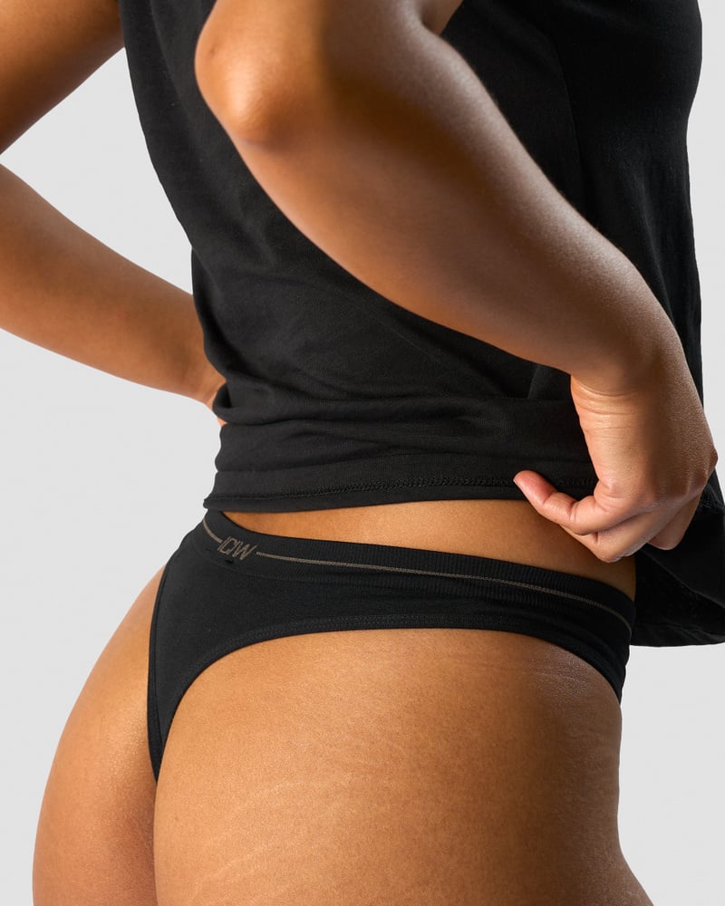 ICIW Everyday Seamless Thong 2-pack Black/White