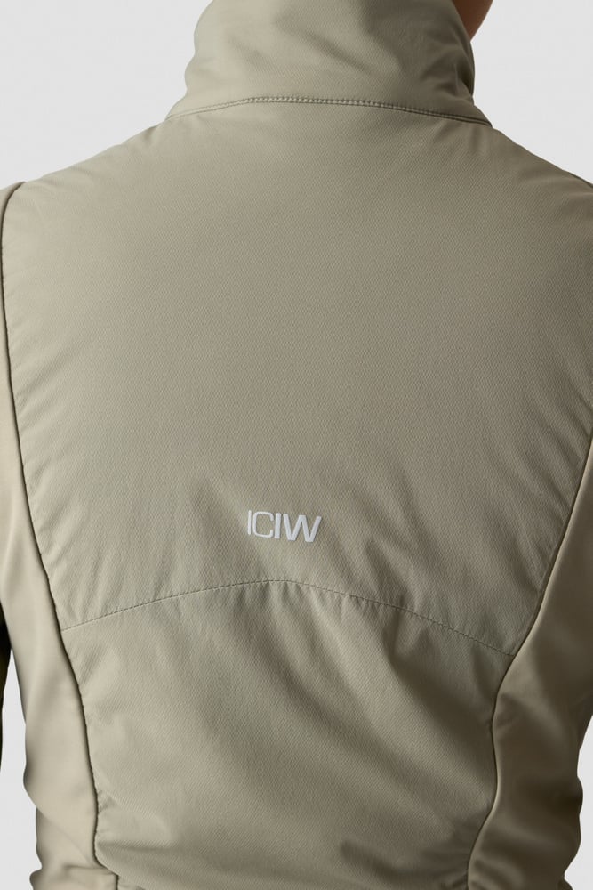 ICIW Essential Insulated Vest Light Khaki Green