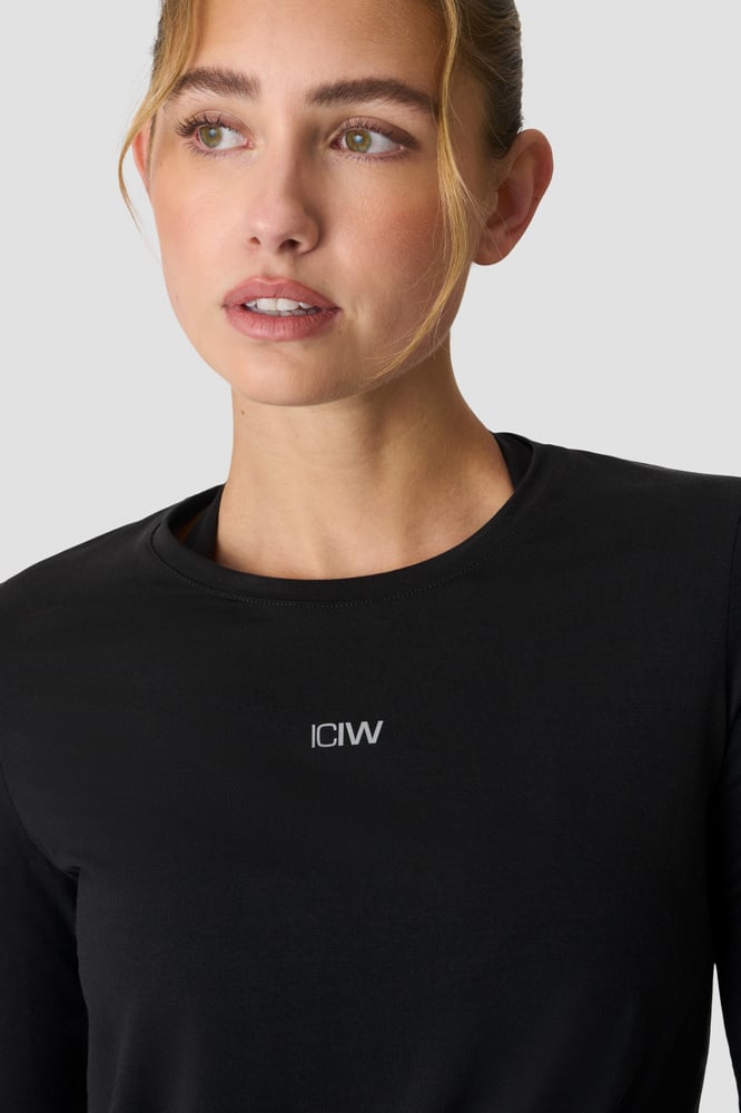 ICIW Define Loose Long Sleeve Black