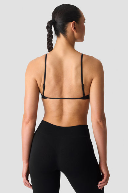ICIW Smooth Seamless Open-Back Sportsbra Black
