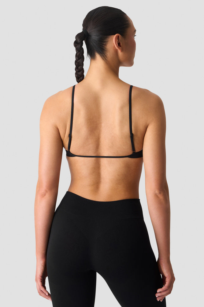 ICIW Smooth Seamless Open-Back Sports Bra Black