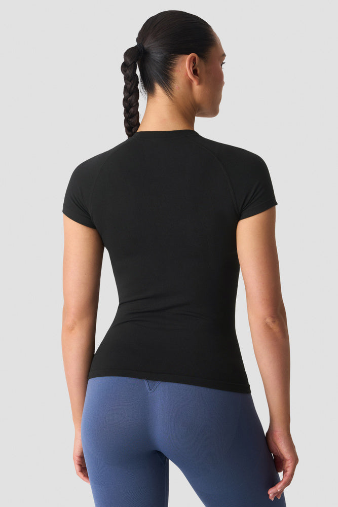 ICIW Smooth Seamless Tee Black