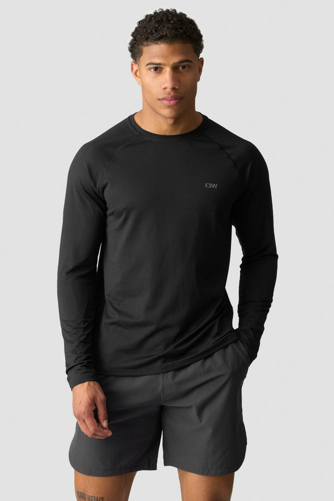 ICIW Training Mesh Long Sleeve Men Black – Träningslångärm i mesh för herr i svart