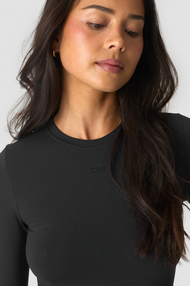 ICIW Essence Seamless Long Sleeve W Black