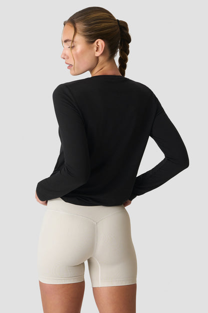ICIW Define Loose Long Sleeve Black