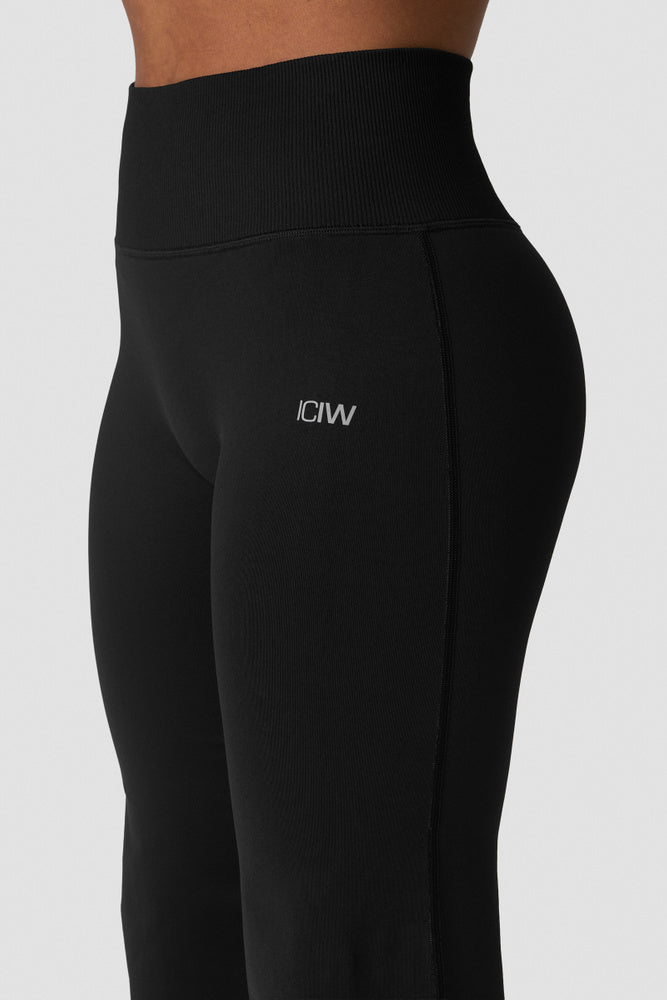 ICIW Define Seamless Straight Pants Black (13929001)