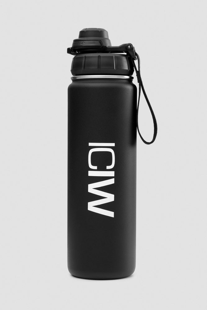 ICIW Insulated Water Bottle Black – Isolerad vattenflaska 720 ml i svart
