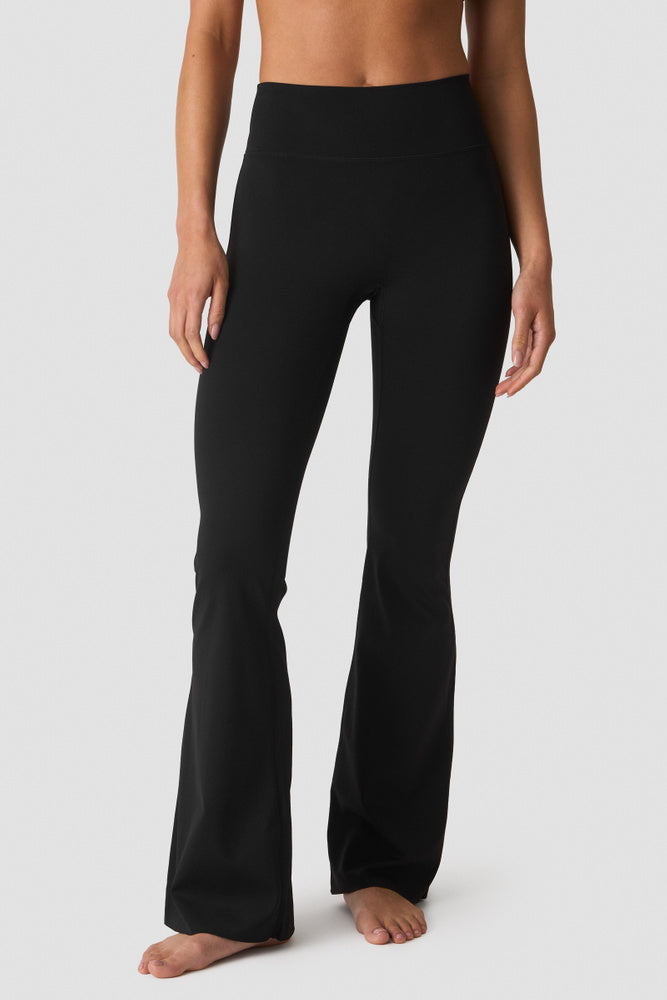 ICIW Nimble No-rise Flared Tights Black