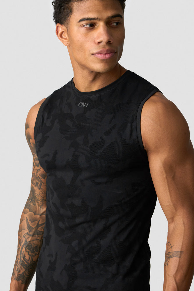 ICIW Sculpt Seamless Graphic Tank Top M Black – Sömlöst träningslinne för herr i svart