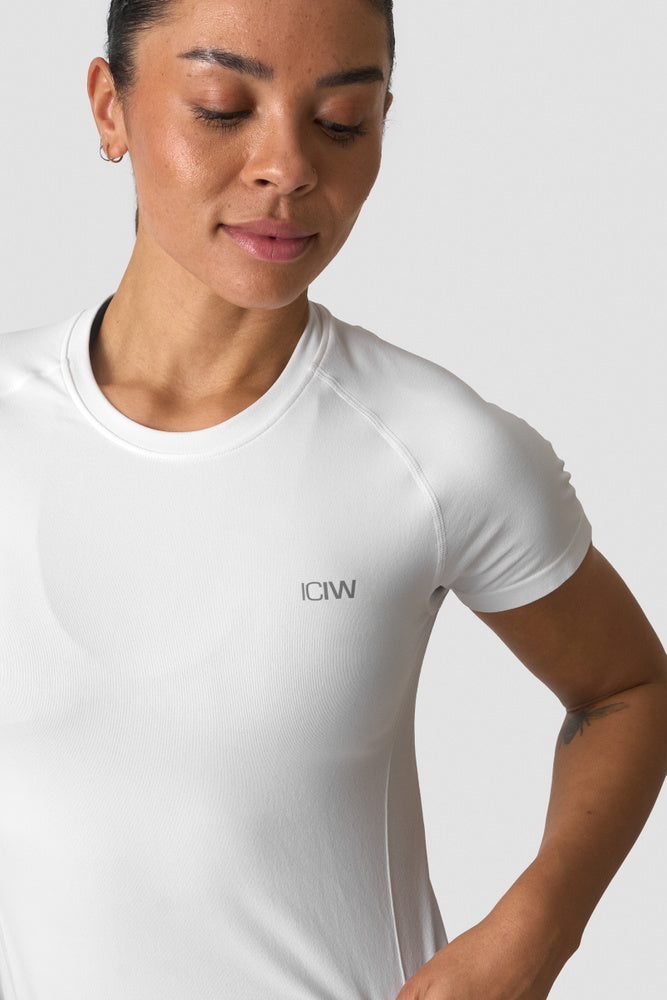 ICIW Define Seamless T-shirt White Snow