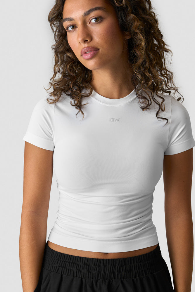 ICIW Essence Seamless Tee W White Snow