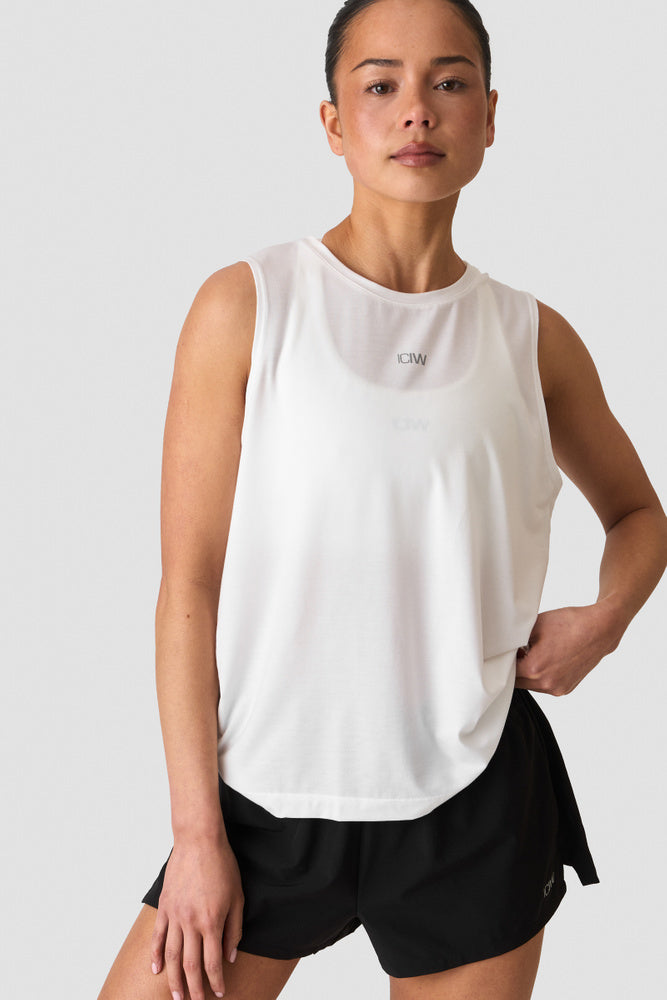 ICIW Define Loose Tank White Snow – Löst linne i vitt