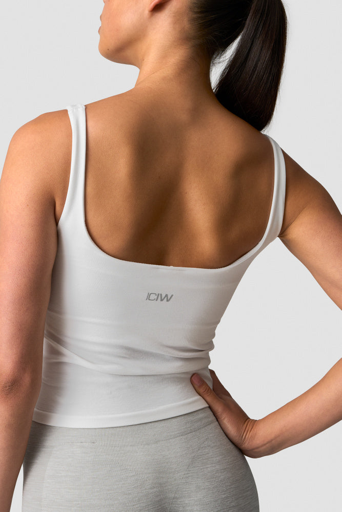 Iciw Smooth Seamless 2-in-1 Tank white snow