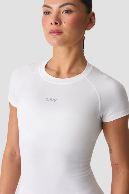 ICIW Smooth Seamless Tee W white snow